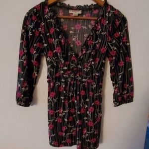 Self Esteem Black V Neck Floral Blouse‎ M